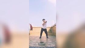 小张同学吃瓜,揭秘娱乐圈那些不为人知的幕后故事  第3张