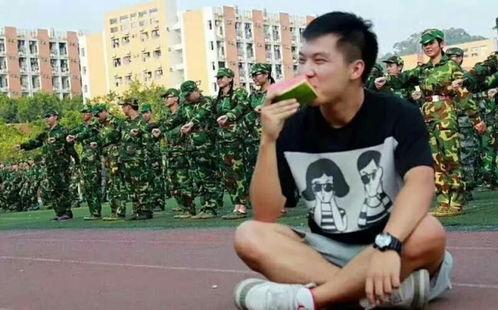 吃瓜标准站姿  第1张