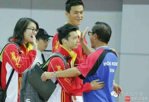 羽毛球吃瓜,揭秘“吃瓜群众”背后的故事  第3张