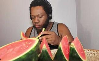 吃瓜暴怒,揭秘网络舆论背后的情绪风暴  第3张