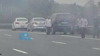 苏州交警吃瓜群众,一场意外引发的全民热议  第2张